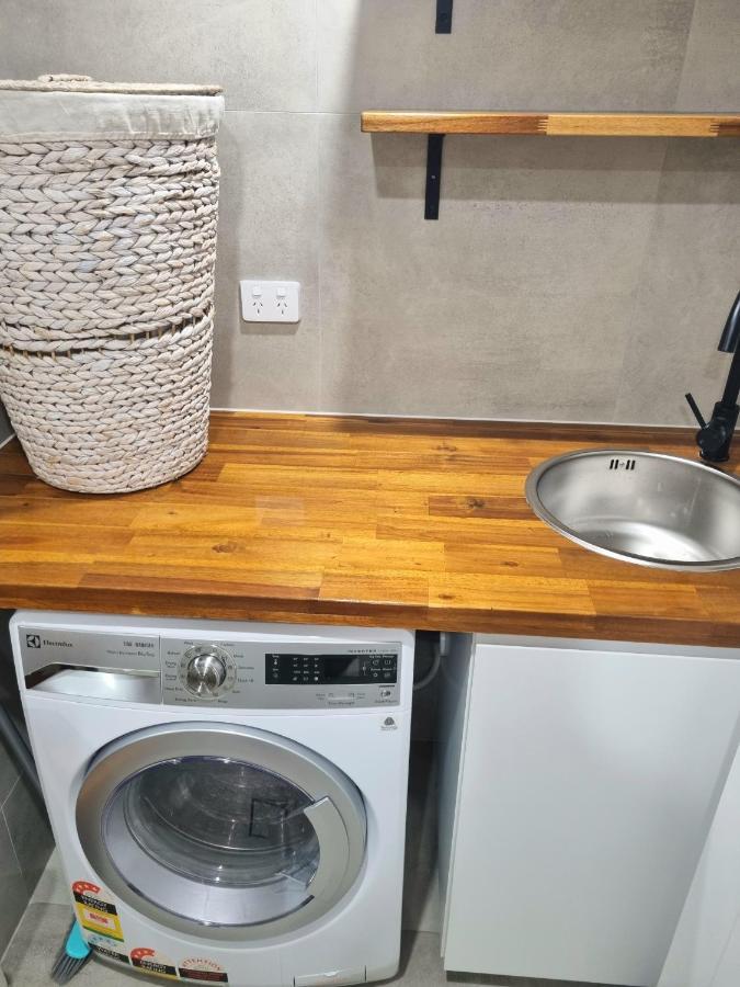 Surfers Beach Resort One Gold Coast Bagian luar foto