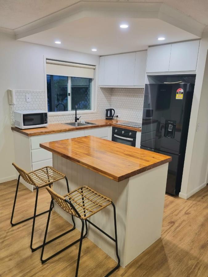 Surfers Beach Resort One Gold Coast Bagian luar foto