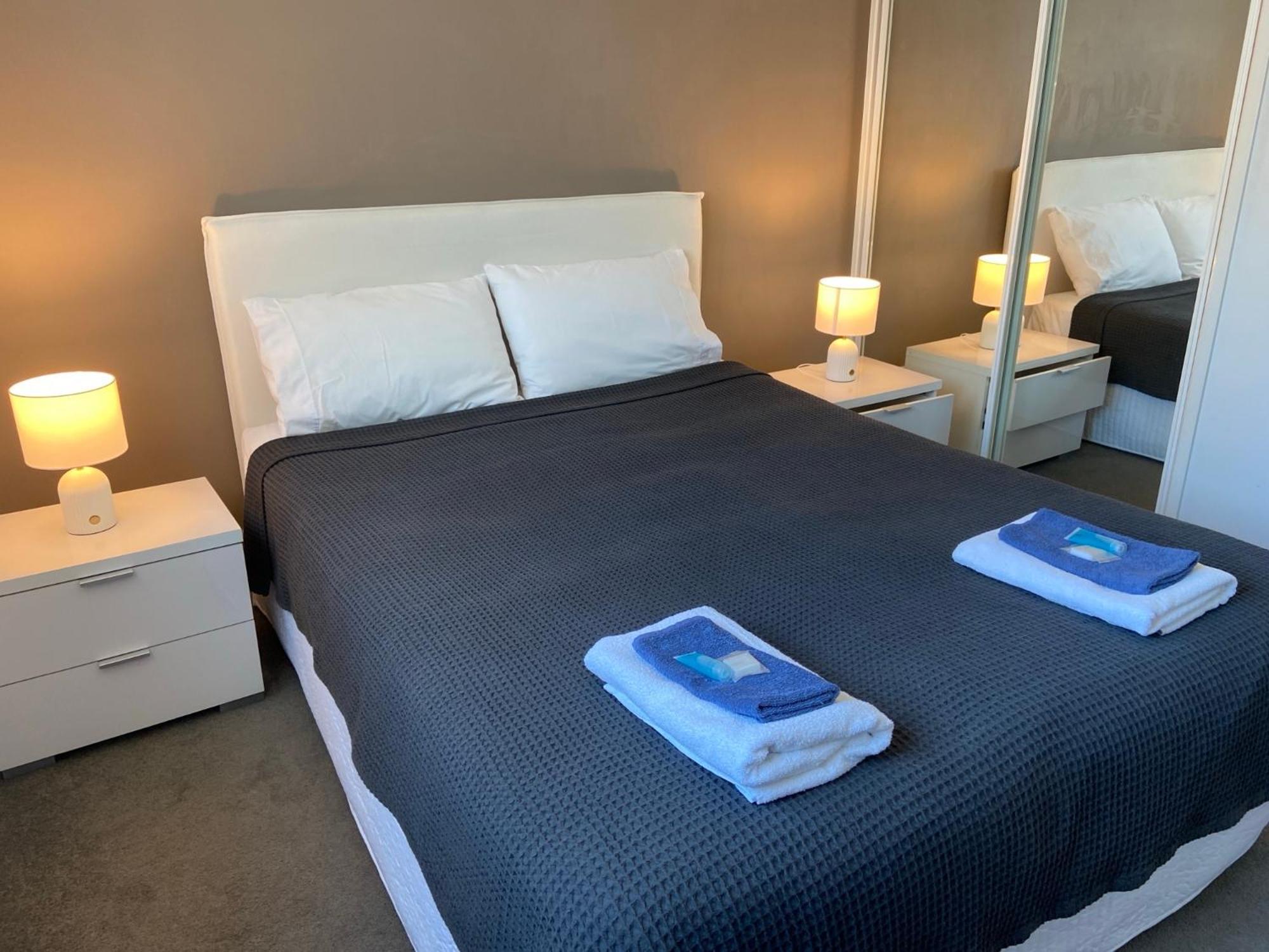 Surfers Beach Resort One Gold Coast Bagian luar foto